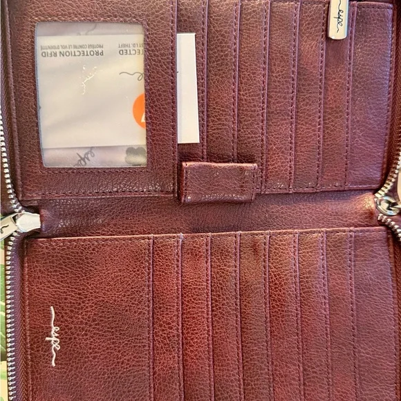 Espe Burgundy Floral Crossbody Bag - Picture 9 of 10